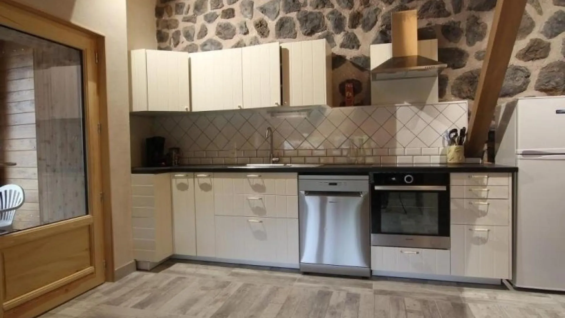 Holiday home Gite Confortable Pres De La Cascade De La Beaume Avec Terrasses Et Parking Privatif - Fr-1-582-30 Solignac-sur-Loire